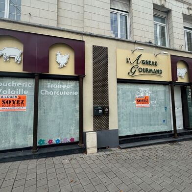 Commerce  212000 €