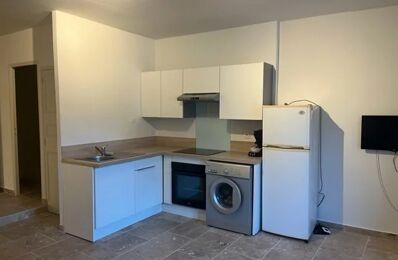 location appartement 550 € CC /mois à proximité de Manosque (04100)