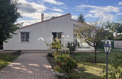 vente maison 249 900 € à proximité de Montpellier-de-Médillan (17260)