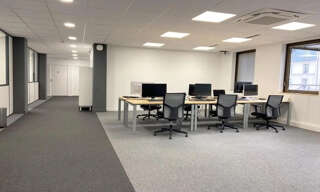 Bureau  730 m² à louer à Neuilly-sur-Seine (92200)
