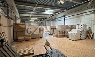 Local industriel  780 m² à louer à Le Blanc-Mesnil (93150)