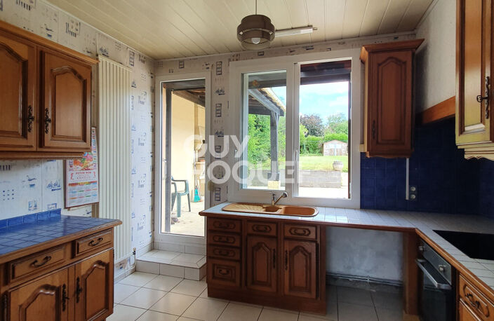 À vendre, maison d'environ 120 m², 5 pièces à CHARLEVILLE MEZ... — photo 2