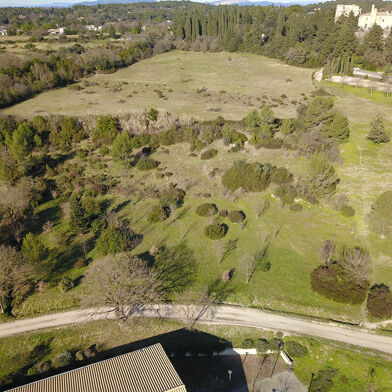 Local industriel  210000 €