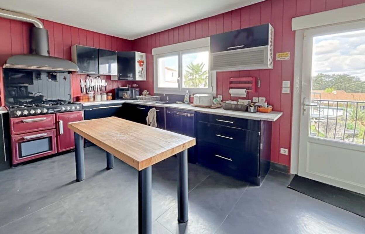 maison 5 pièces 160 m2 à vendre à La Roche-sur-Yon (85000)