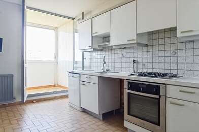 Appartement 4 pièces 81900 €