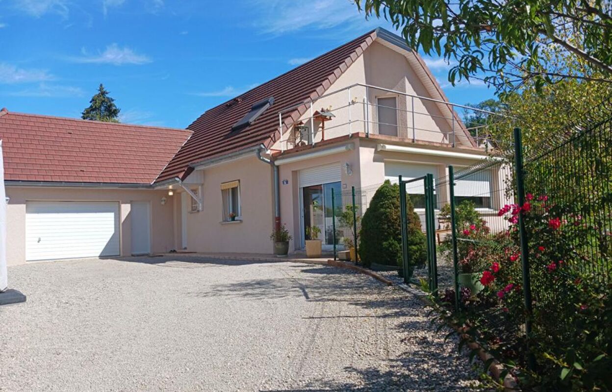 maison 7 pièces 150 m2 à vendre à Lons-le-Saunier (39000)