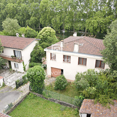 Maison 14 pièces 335 m²