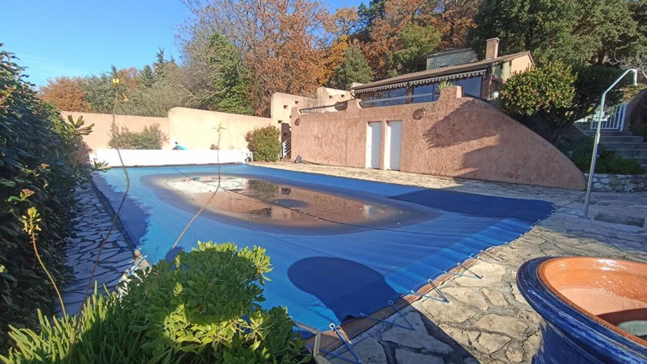 maison 10 pièces 270 m2 à vendre à Donzère (26290)