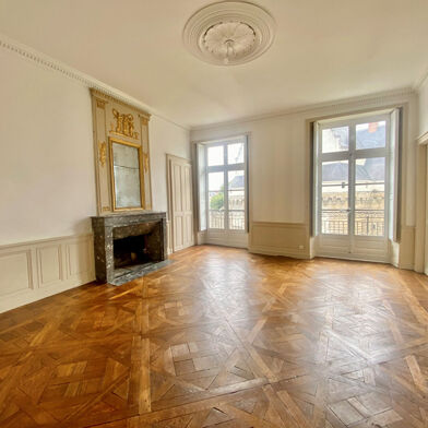 Appartement 5 pièces 140 m²