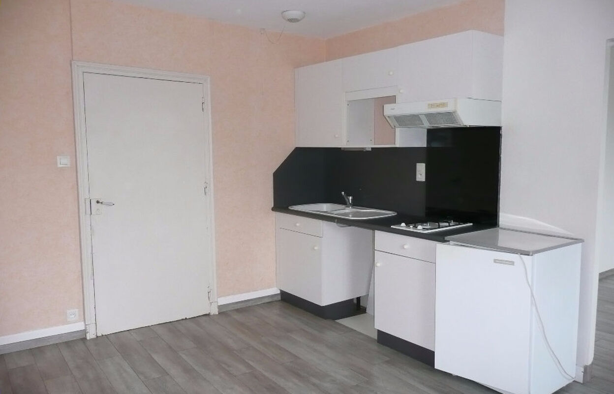 appartement 2 pièces 58 m2 à louer à Rignac (12390)