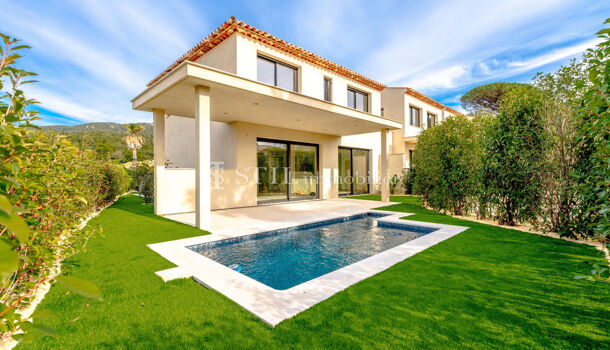 Villa / Maison 6 pièces  à vendre Sainte-Maxime 83120