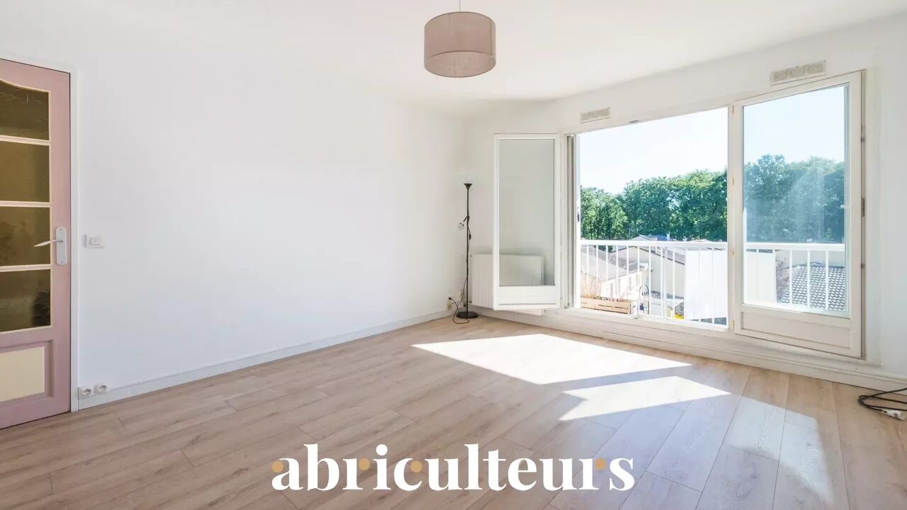 appartement 3 pièces 70 m2 à vendre à Magny-les-Hameaux (78114)