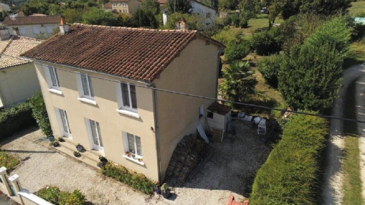 maison 4 pièces 96 m2 à vendre à Charroux (86250)