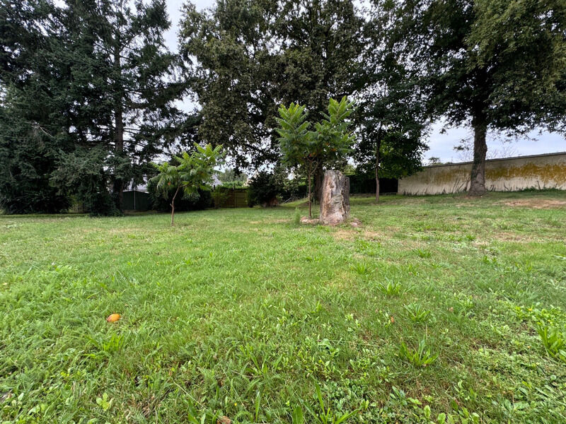 Terrain  à vendre Seiches-sur-le-Loir 49140