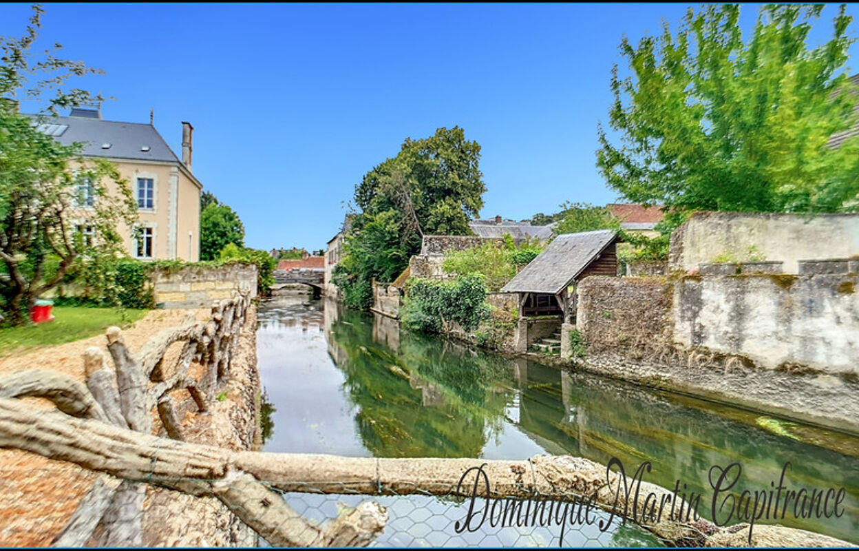 maison 10 pièces 218 m2 à vendre à La Chartre-sur-le-Loir (72340)