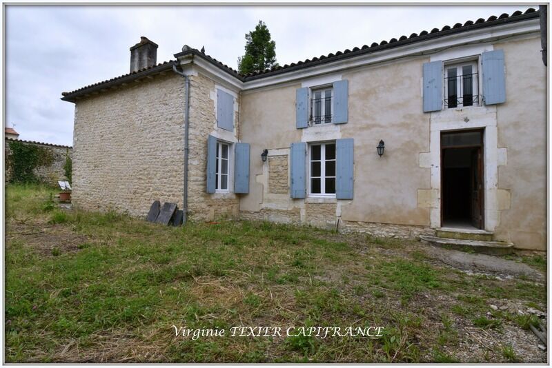 Villa / Maison 6 pièces  à vendre Saint-Jean-d'Angély 17400