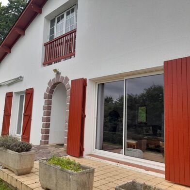 Maison 8 pièces 889000 €