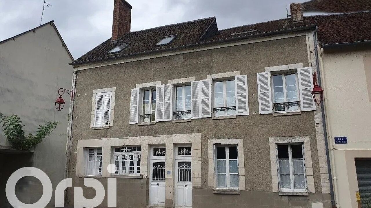 maison 7 pièces 304 m2 à vendre à Château-Renard (45220)