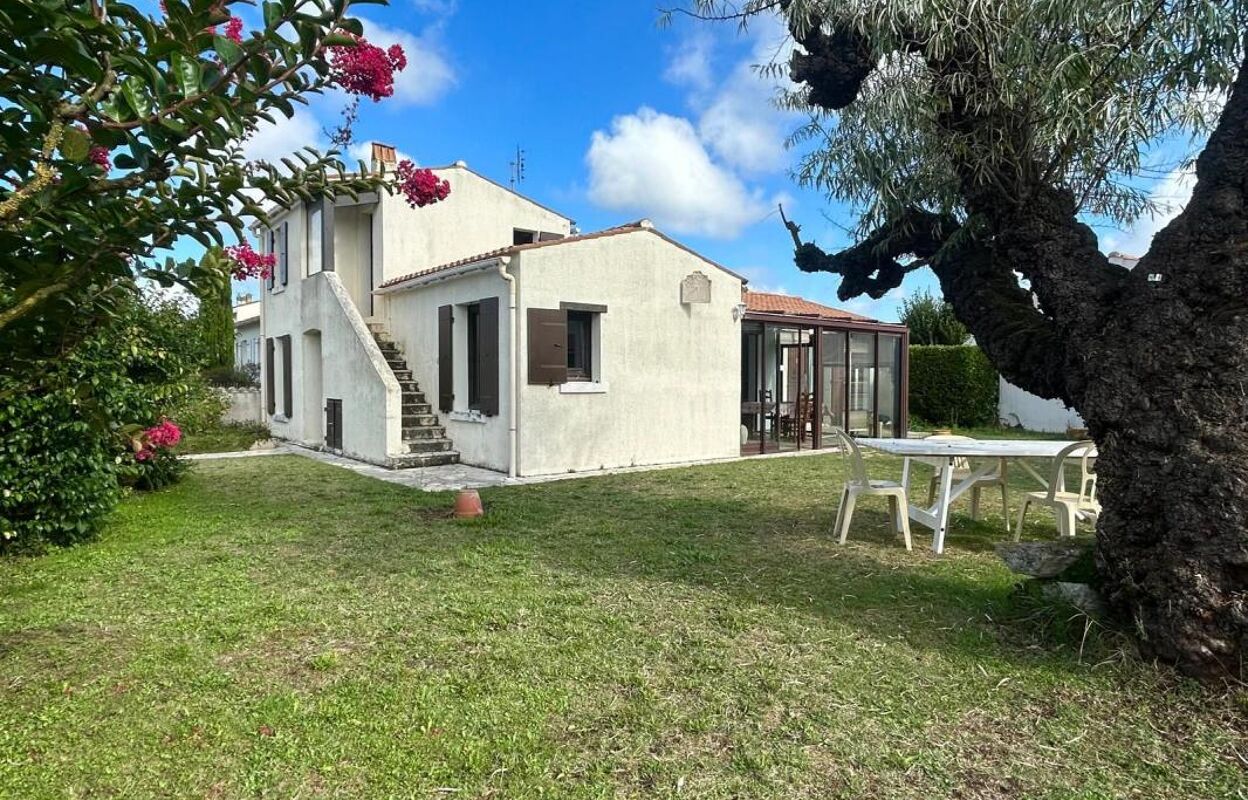 maison 6 pièces 108 m2 à vendre à Saint-Pierre-d'Oléron (17310)