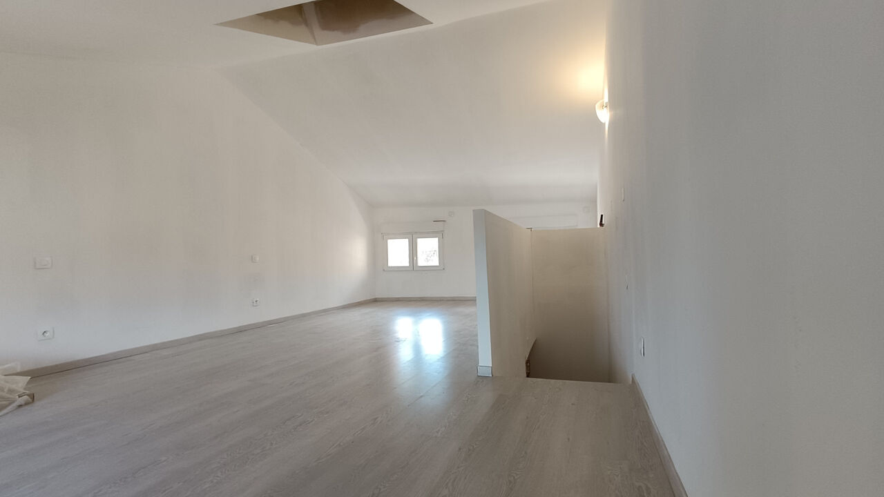 maison 3 pièces 109 m2 à vendre à Montmeyan (83670)