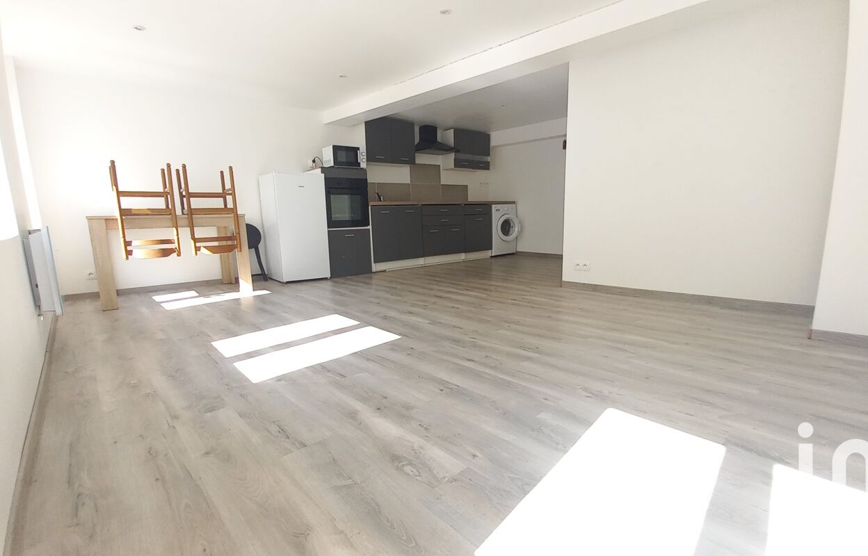 immeuble  pièces 170 m2 à vendre à Bourg-Argental (42220)