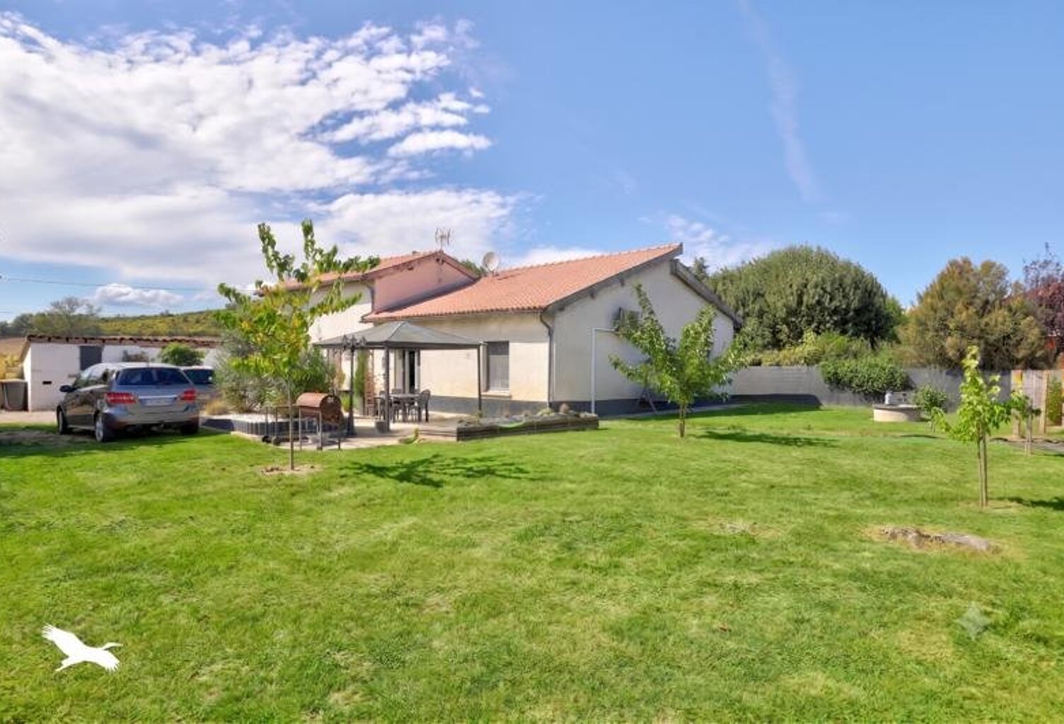 Maison de bourg de 10 pièces principales — photo 1