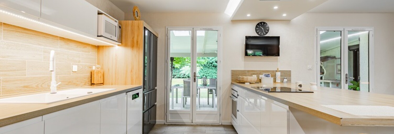 Maison 8 Pièces 159 m² à vendre à La Sauve (33670)