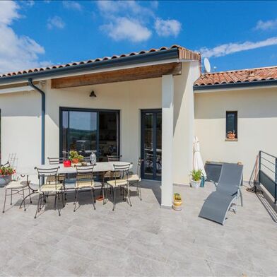 Maison 7 pièces 399000 €