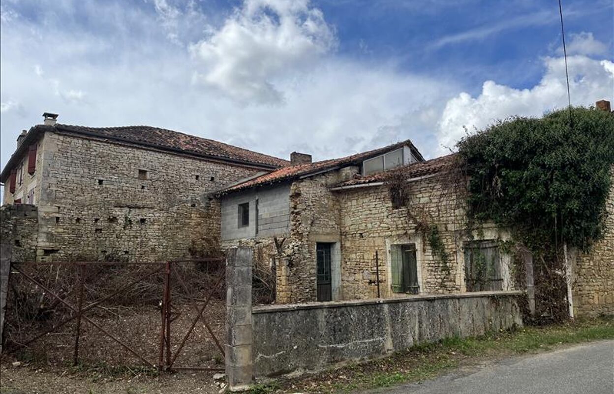 maison 2 pièces 130 m2 à vendre à La Rochefoucauld (16110)