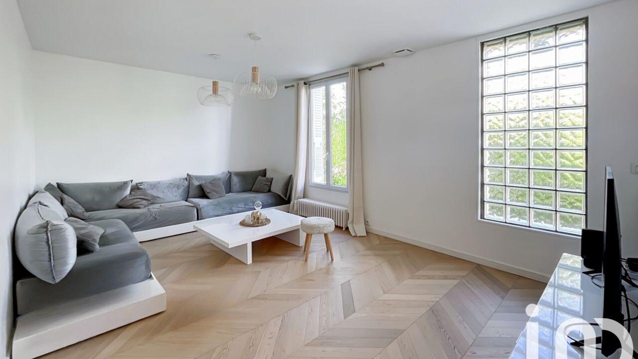 maison 6 pièces 132 m2 à vendre à Montfermeil (93370)