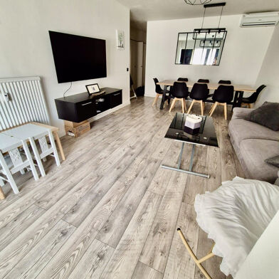 Appartement 3 pièces 278700 €