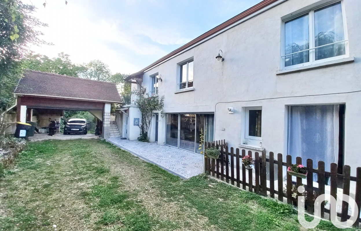 maison 9 pièces 240 m2 à vendre à Villiers-sur-Morin (77580)