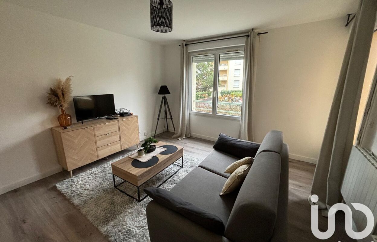 appartement 1 pièces 25 m2 à louer à Dammarie-les-Lys (77190)