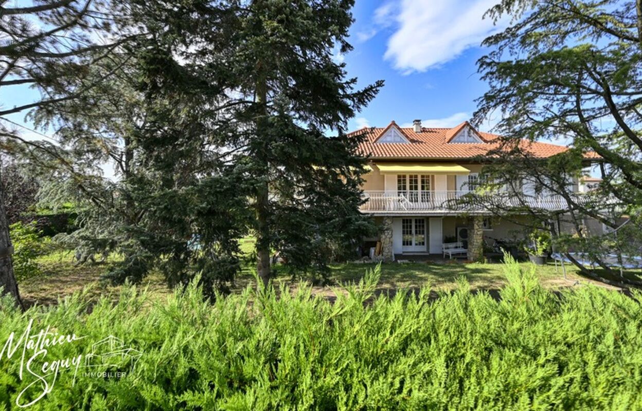 maison 7 pièces 238 m2 à vendre à Montrond-les-Bains (42210)