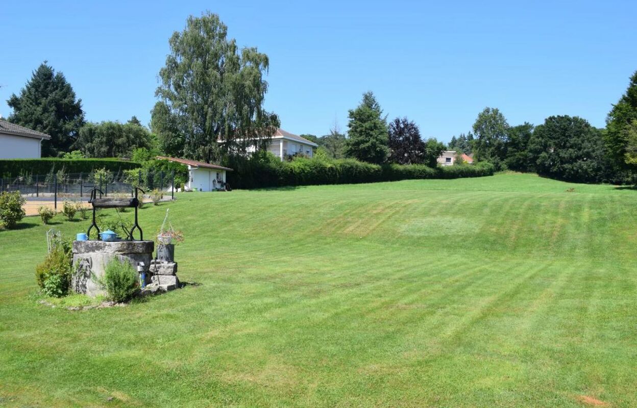 maison 6 pièces 256 m2 à Gourdon (71300)