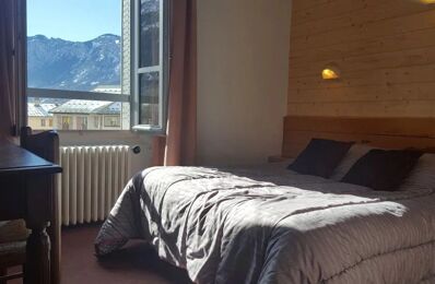 vente commerce 246 000 € à proximité de La Salle-les-Alpes (05240)