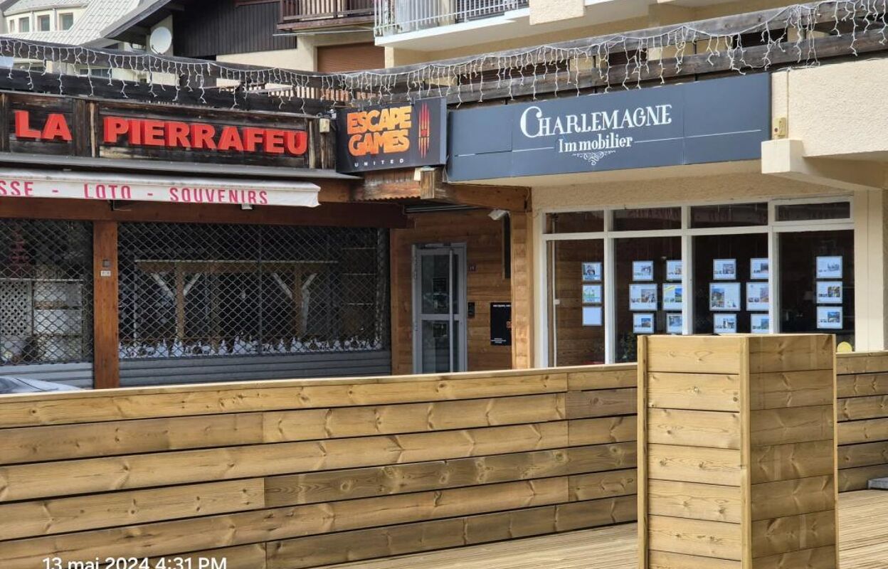 commerce 3 pièces 111 m2 à vendre à Saint-Chaffrey (05330)