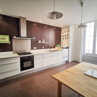 Appartement 6 pièces 253 m²