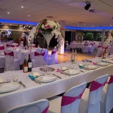 Commerce  870000 €