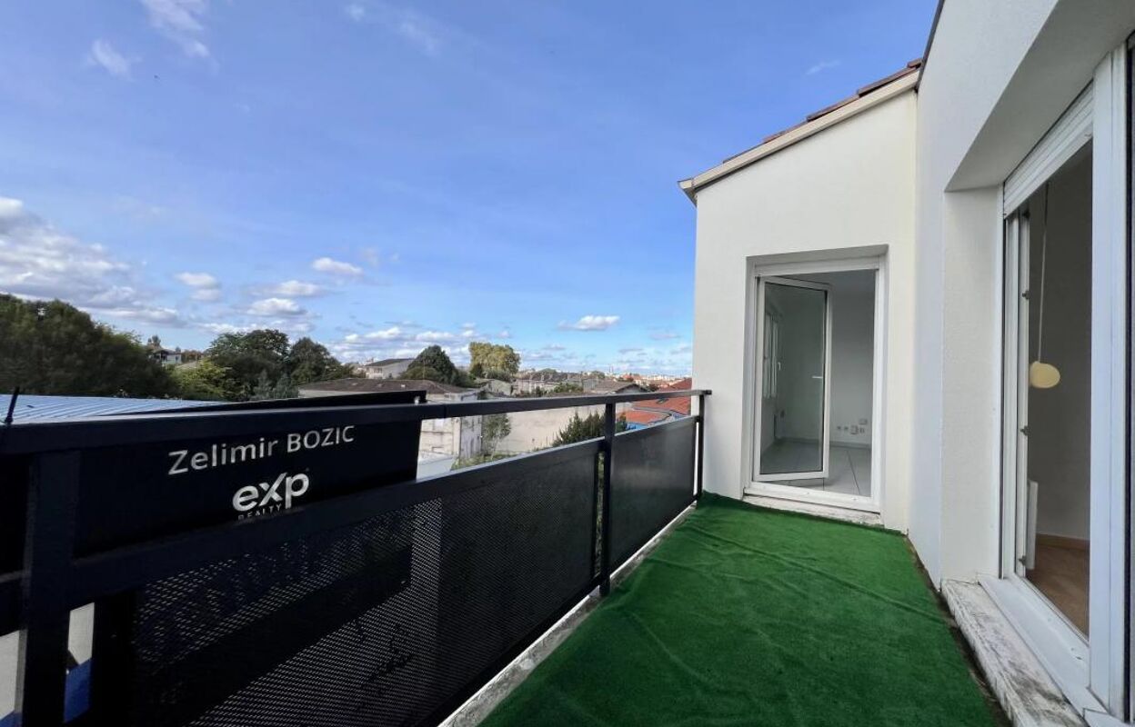 appartement 3 pièces 55 m2 à vendre à Bordeaux (33000)