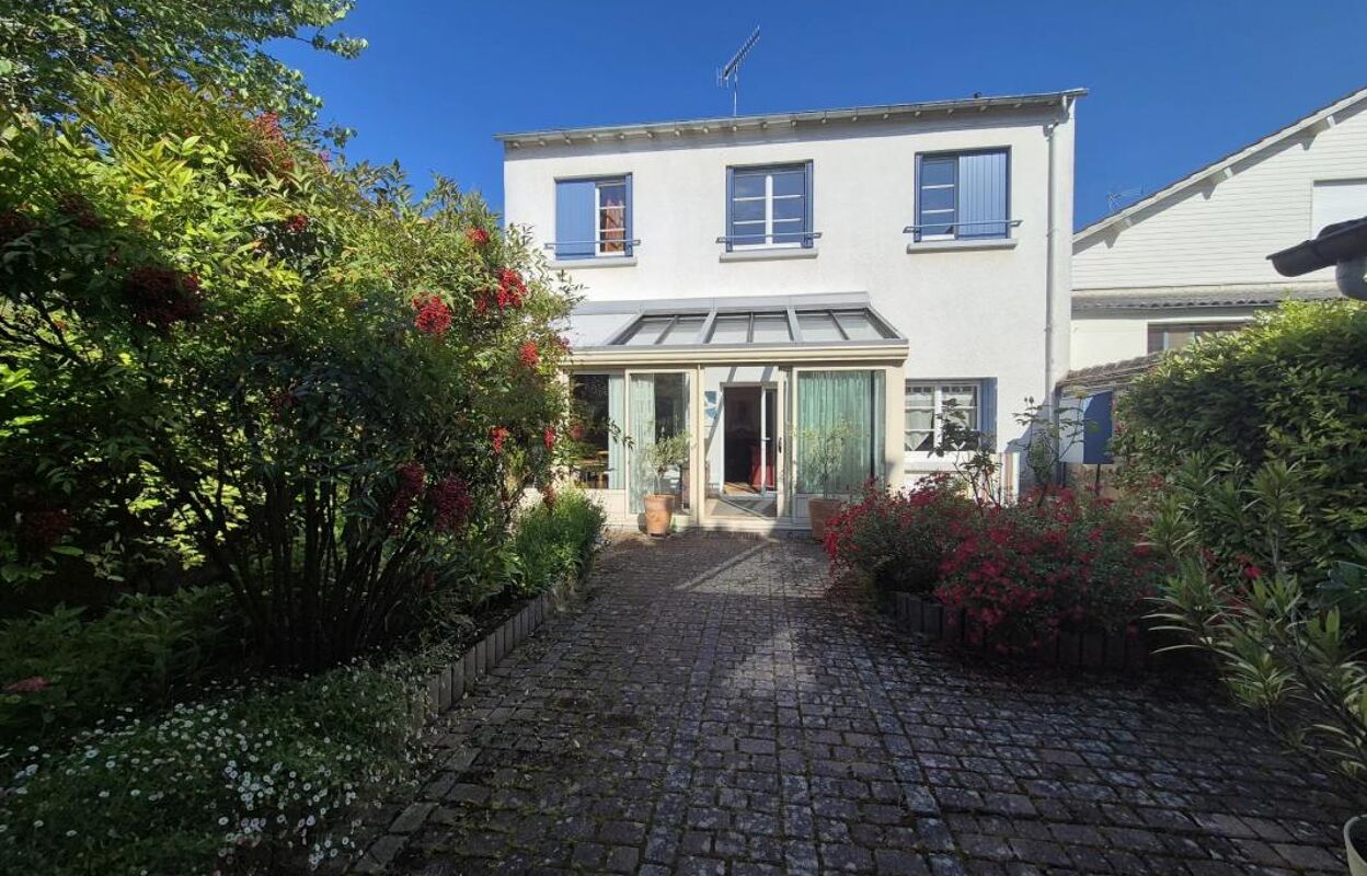 maison 5 pièces 97 m2 à vendre à Fontainebleau (77300)