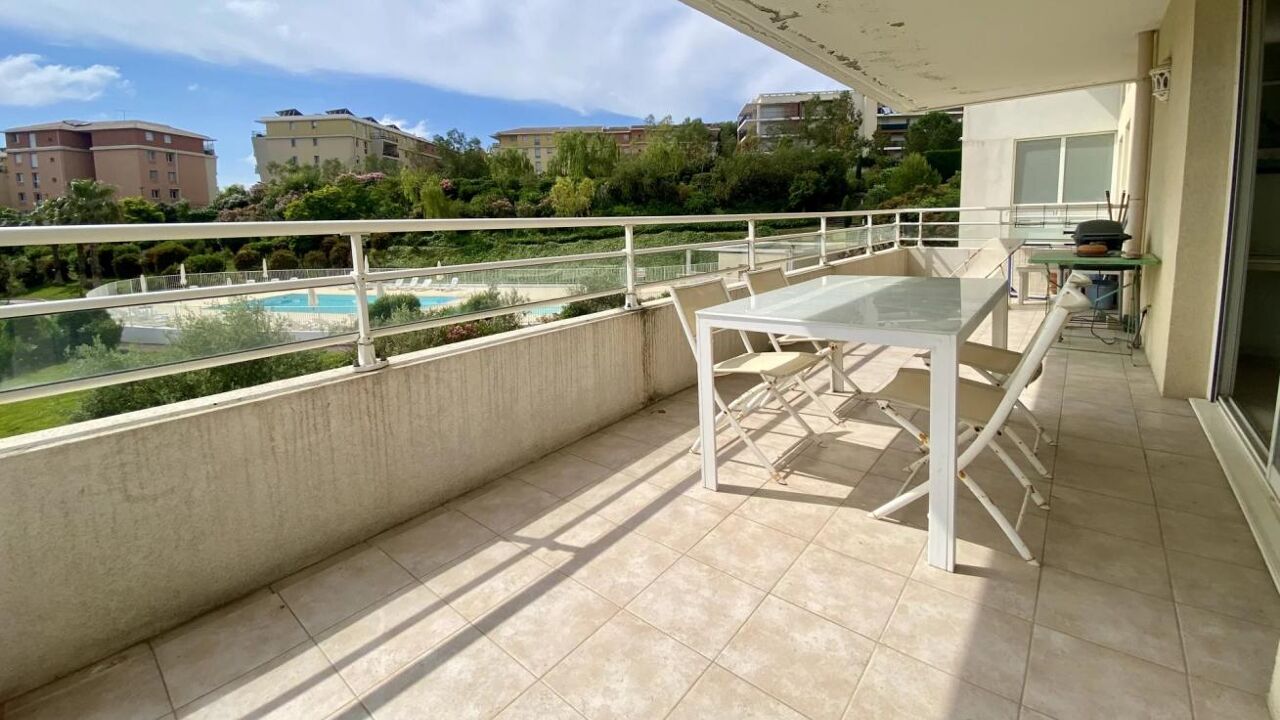 appartement 3 pièces 66 m2 à vendre à Antibes (06600)