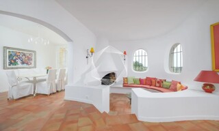 Maison 8 Pièces 258 m² à vendre à Le Rouret (06650)
