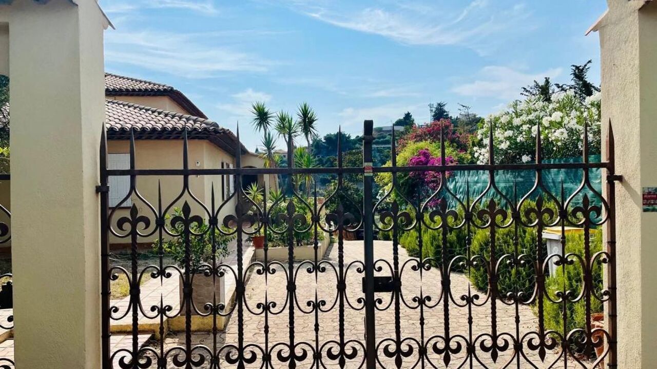 maison 12 pièces 291 m2 à vendre à Nice (06000)