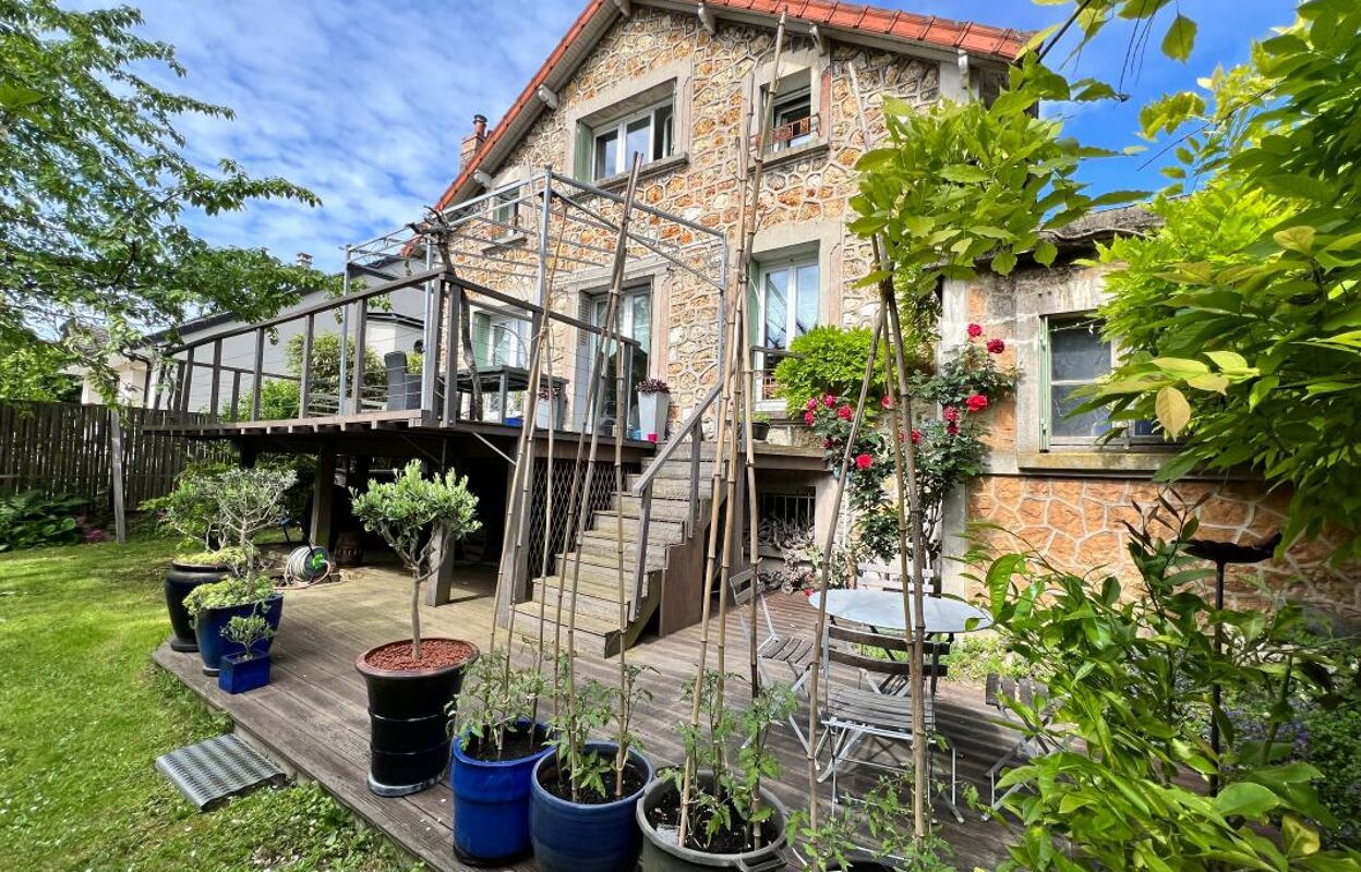 maison 6 pièces 131 m2 à vendre à Franconville (95130)