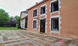 Maison 8 Pièces 250 m² à vendre à Lhommaizé (86410)