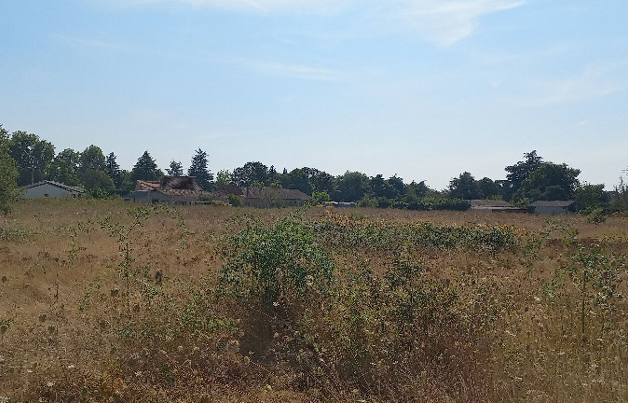 terrain  pièces 1700 m2 à vendre à Saint-Médard-de-Mussidan (24400)