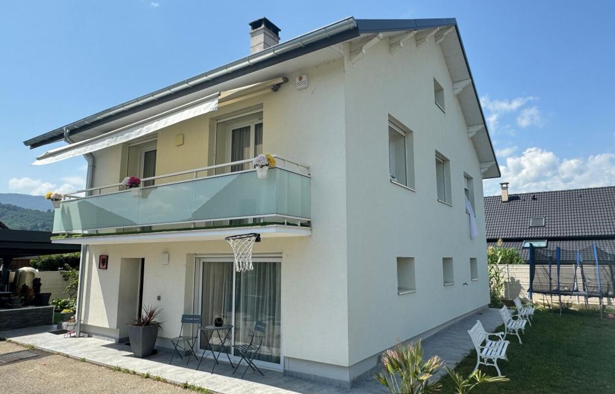 maison 6 pièces 153 m2 à vendre à Chambéry (73000)