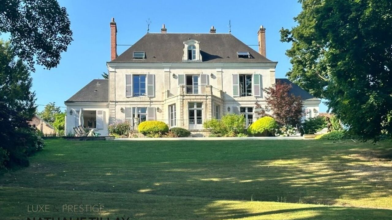 maison 11 pièces 380 m2 à vendre à Orléans (45000)