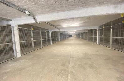 vente garage 30 000 € à proximité de Broût-Vernet (03110)